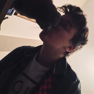 Meet your Posher, Oli